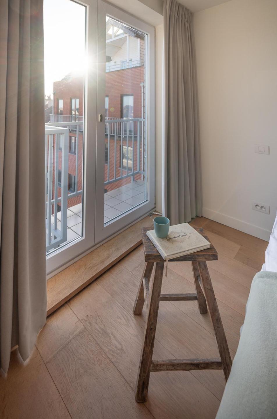 Appartement 7 Op De Zeedijk In Knokke Voor Max 6 Personen 克诺克－海斯特 外观 照片