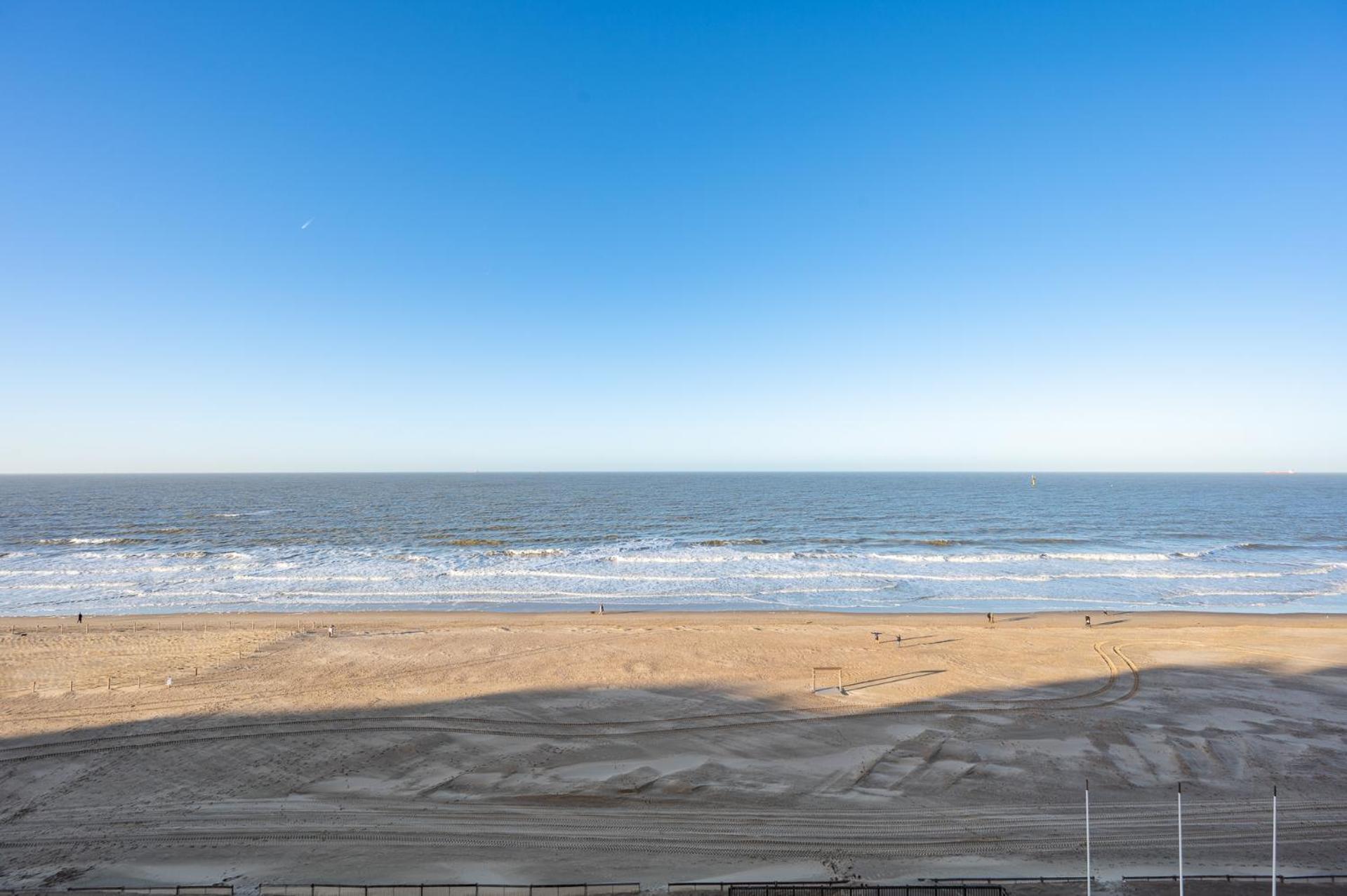Appartement 7 Op De Zeedijk In Knokke Voor Max 6 Personen 克诺克－海斯特 外观 照片
