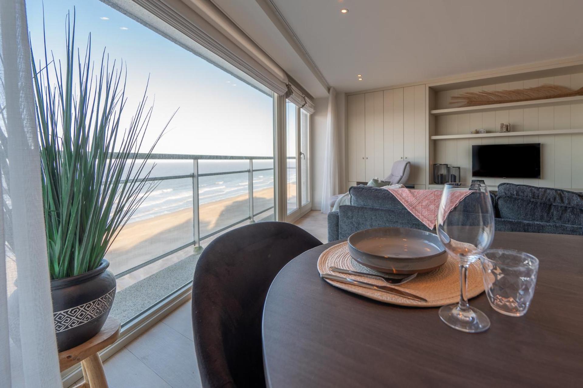 Appartement 7 Op De Zeedijk In Knokke Voor Max 6 Personen 克诺克－海斯特 外观 照片
